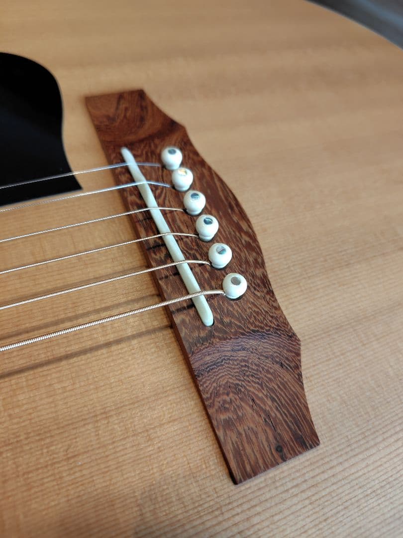 けいちょ　Guildアコースティックギター　AO-3CE