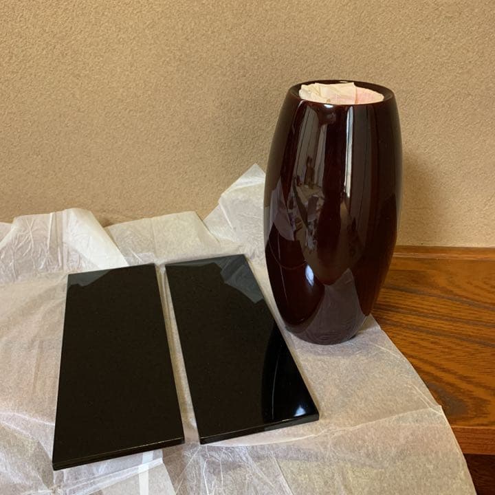 会津塗り　胴張型花瓶　(うるし塗り) 会津白木屋