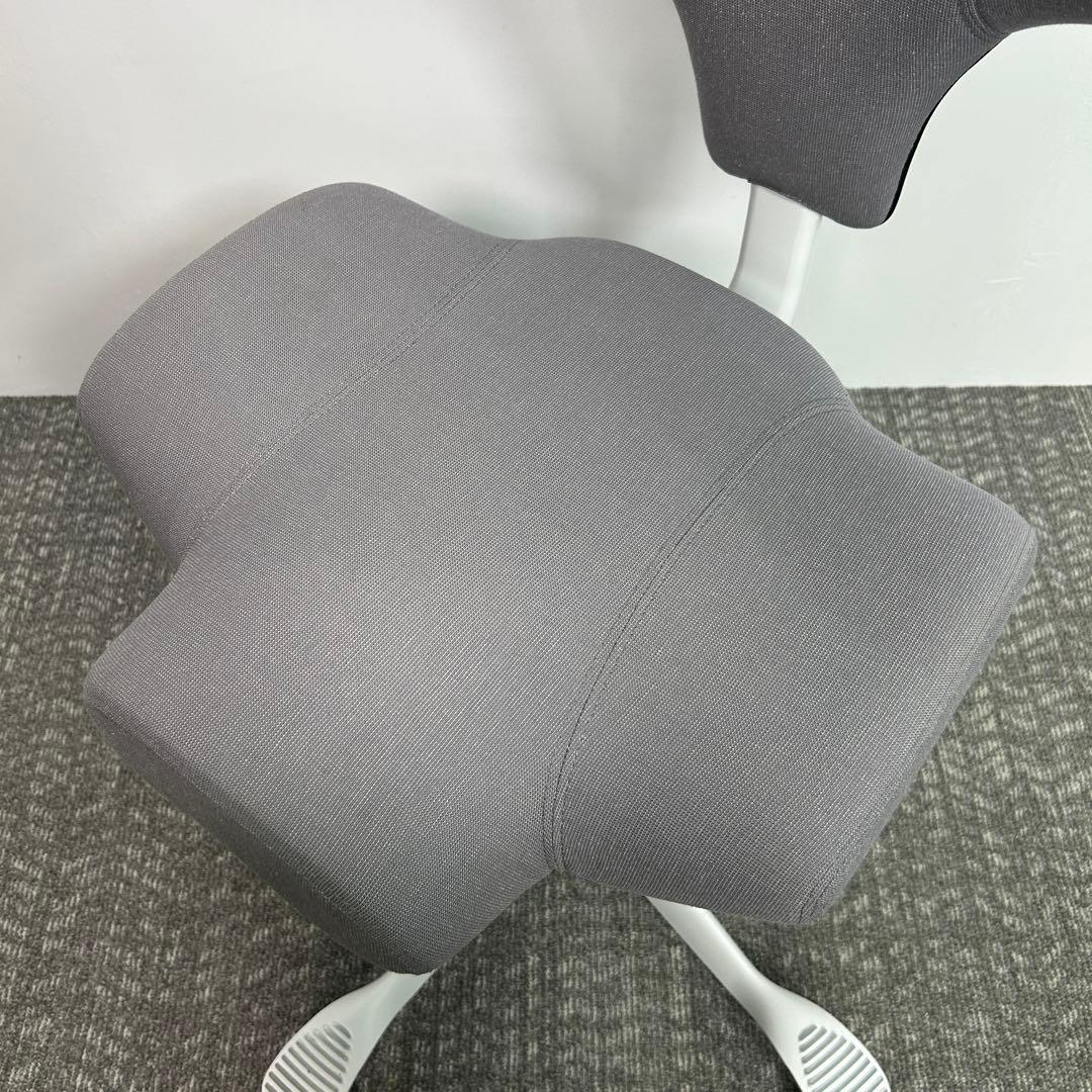 【D】オフィスチェア HAG Capisco ホーグ カピスコ 布張 グレー