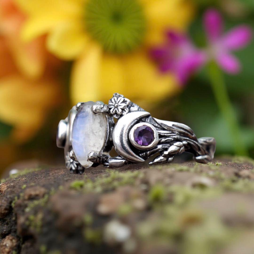 天然石リング、シルバー925、指輪、月と自然のモチーフ、ユニークデザイン