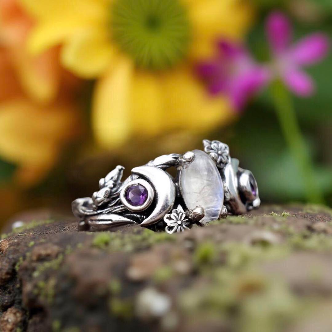 天然石リング、シルバー925、指輪、月と自然のモチーフ、ユニークデザイン