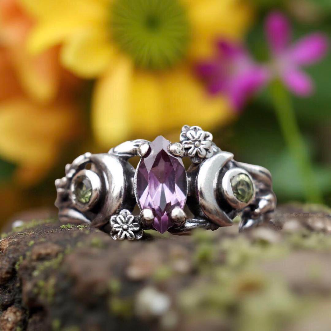 天然石リング、シルバー925、指輪、月と自然のモチーフ、ユニークデザイン