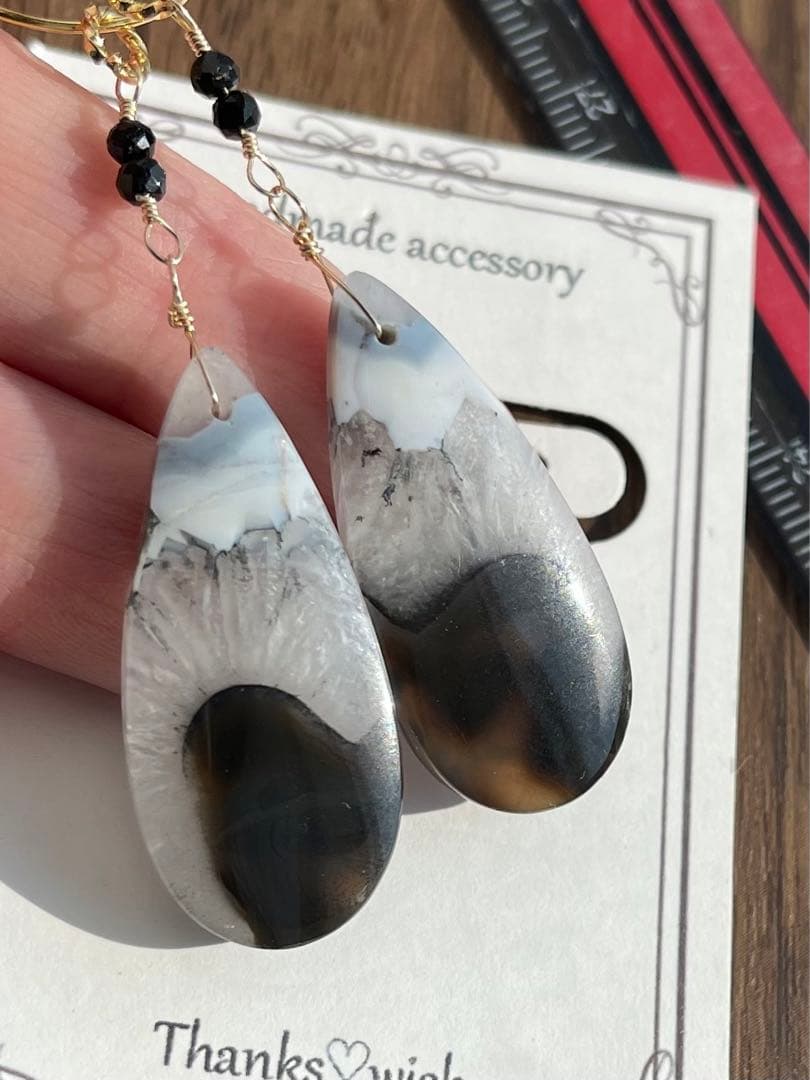 珍しい綺麗1点のみ ティモールアゲートのピアスチャーム