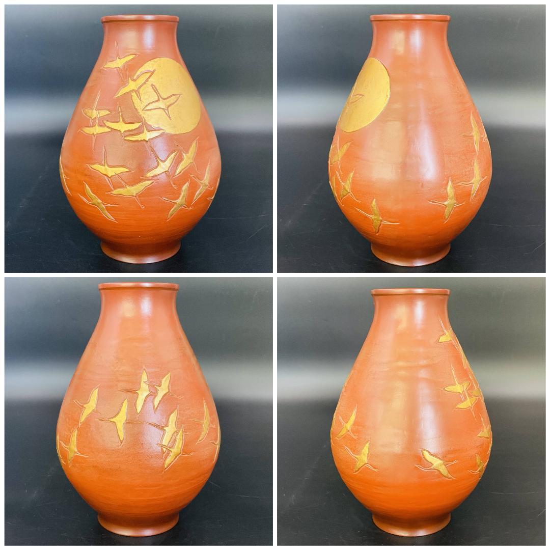 美品 常滑焼 朱泥 小野白峰 花瓶 金彩 象嵌 線彫り高さ26cm R8SB88