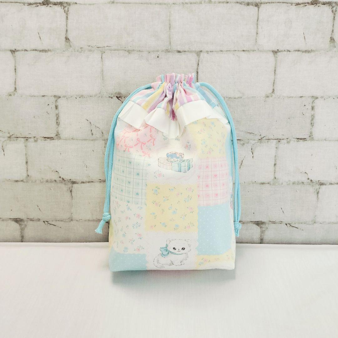 保冷保温弁当袋　給食3点セット　ゆめかわねこちゃん　歯ブラシコップ袋ランチマット