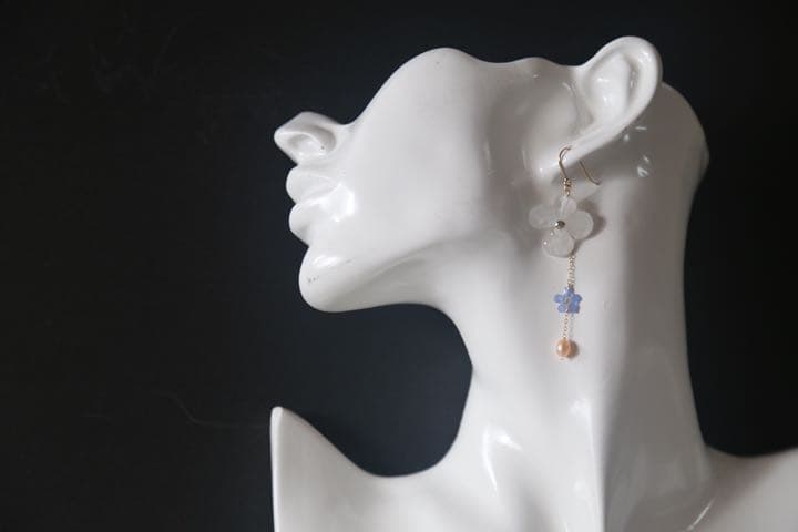 冬と春が楽しみになるピアス