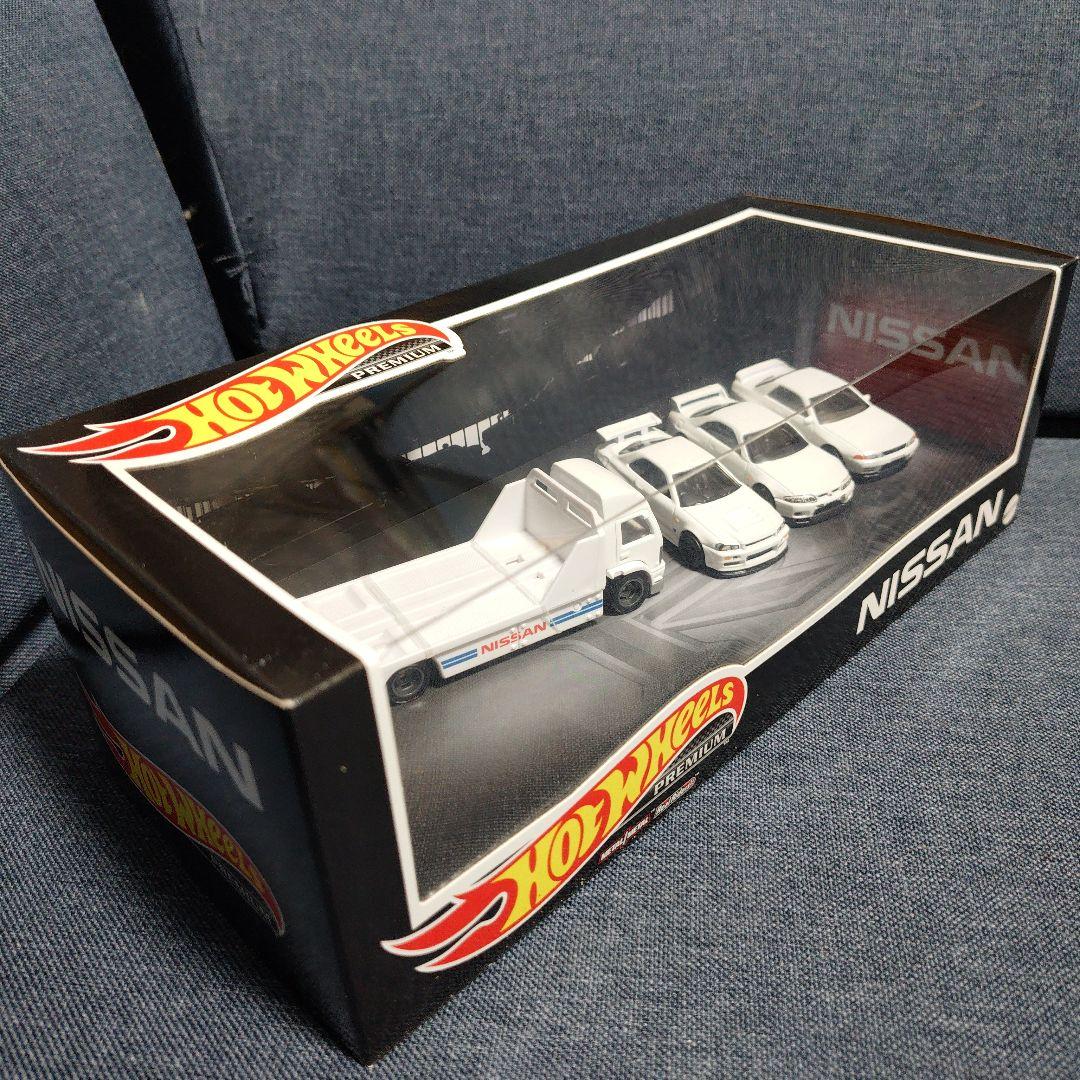 ☆ホットウィール　プレミアム　日産 GTRセット　未開封品☆