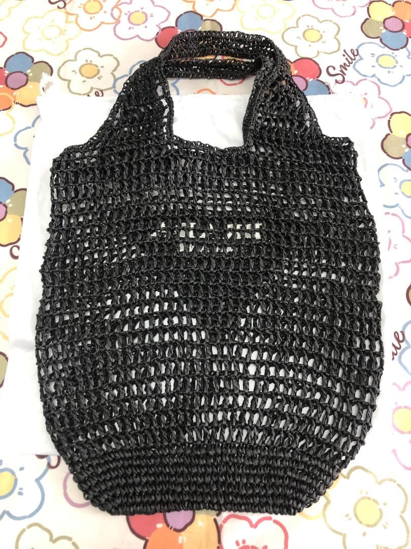 ハンドバッグ　ラフィア素材　防塵袋お値下げ中即購入oｋ！オシャレ！黒