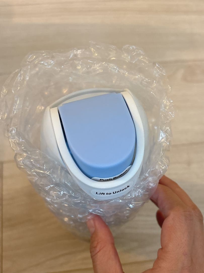 Owala Tied And True Blue Bows 32オンス 水筒