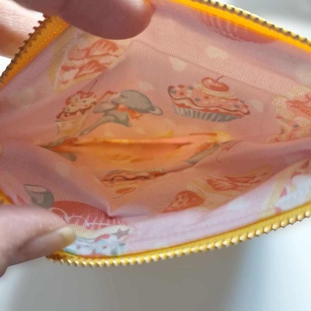 激レアポメラニアンパネル生地　ハンドメイド　フラットポーチ