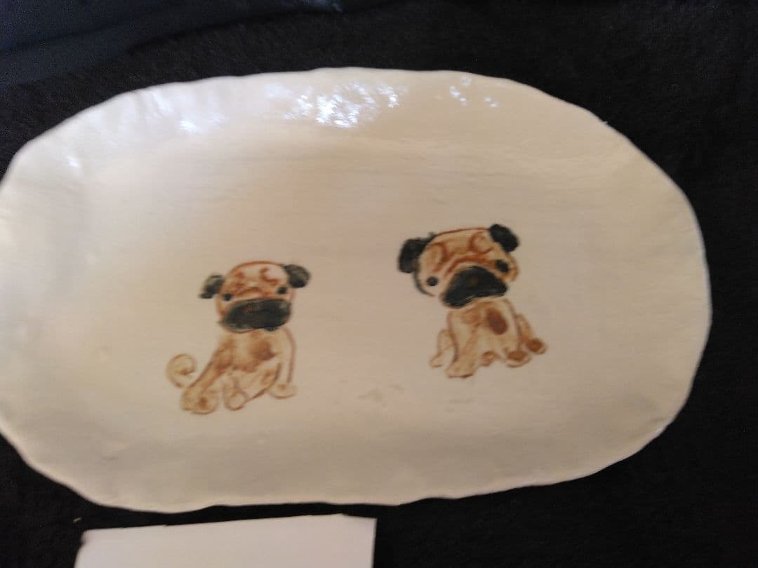 パグ模様の食器happychanページ