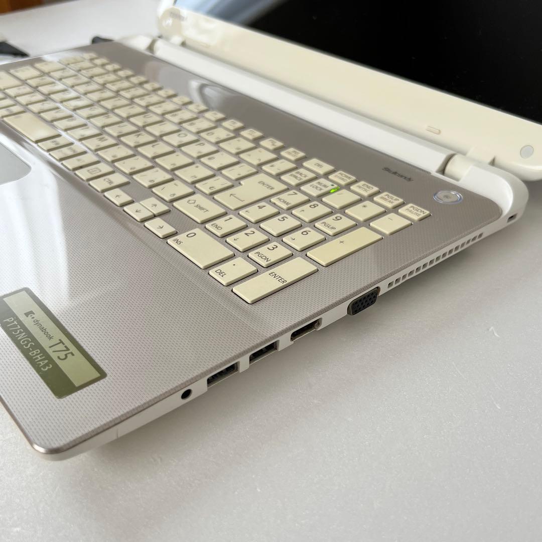 dynabook T75 PT75NGS-BHA3ノートパソコン ジャンク品