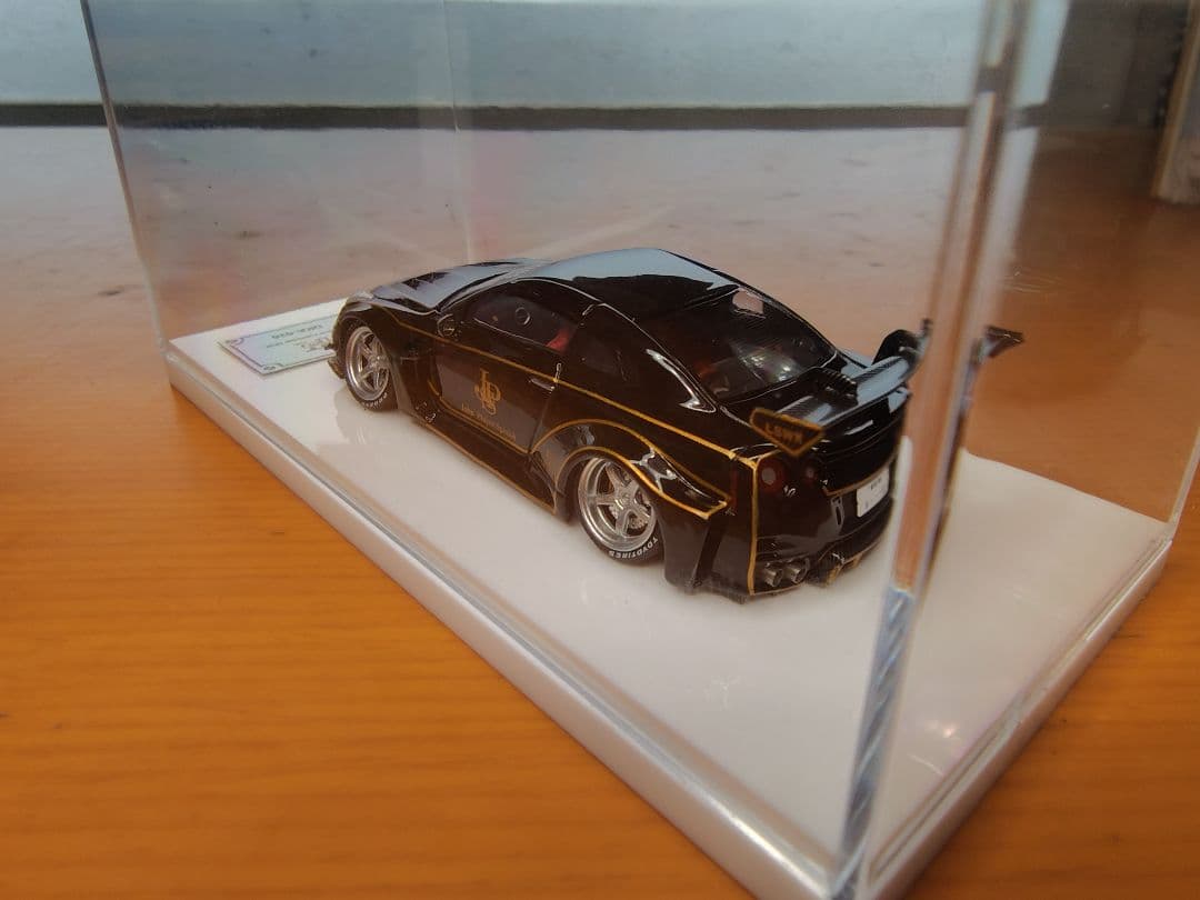 デーモンキング　チェイス 1/64 スカイライン　GT-R35 LBWK