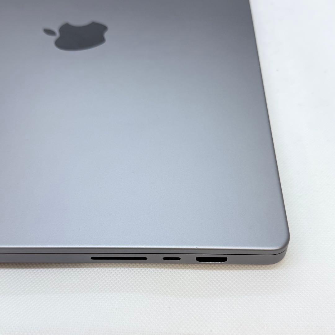 美品 Macbook Pro 16インチ M1 Pro 512GB 32GB