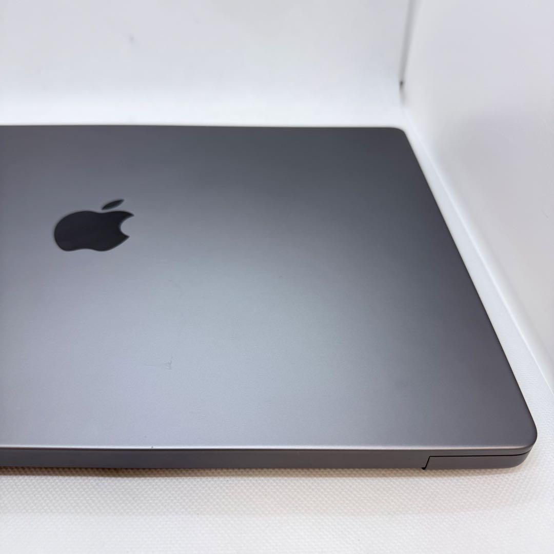 美品 Macbook Pro 16インチ M1 Pro 512GB 32GB