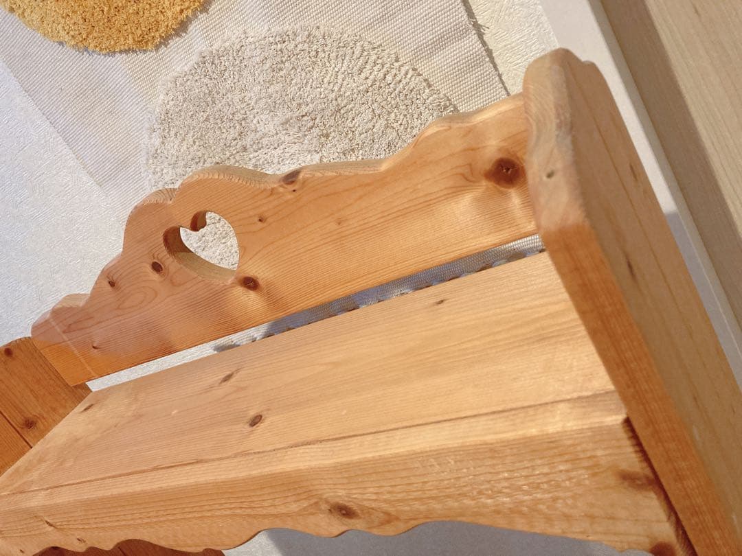 カントリー　ナチュラル　天然木　シェルフ　飾り棚　インテリア　アンティーク