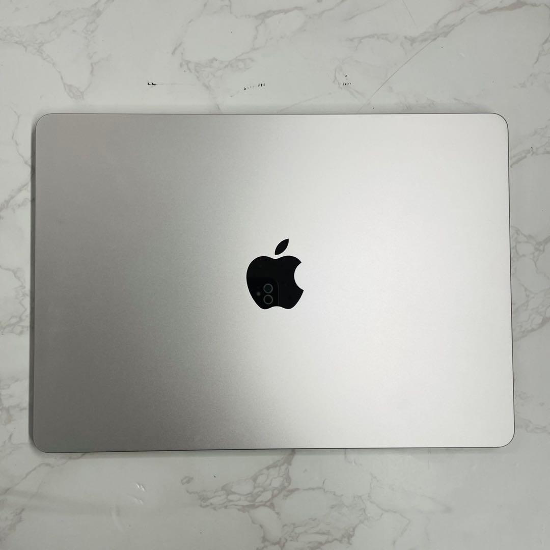 MacBookAir M3 2024 13インチ 16GB 256GB 10コア