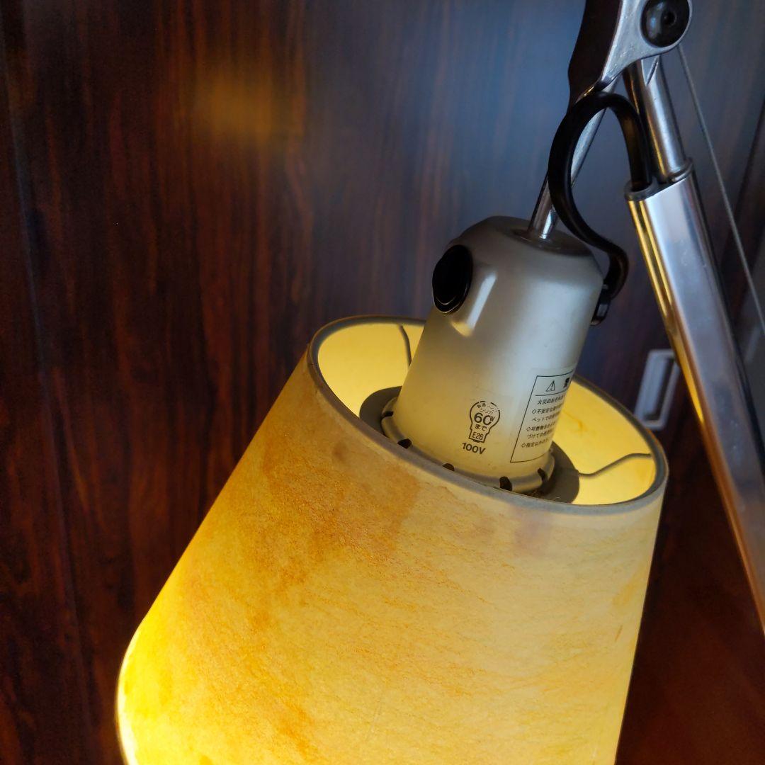 アルテミデトロメオフロアスタンド