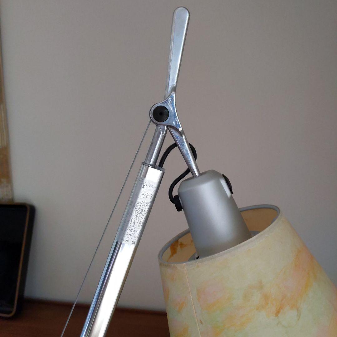 アルテミデトロメオフロアスタンド