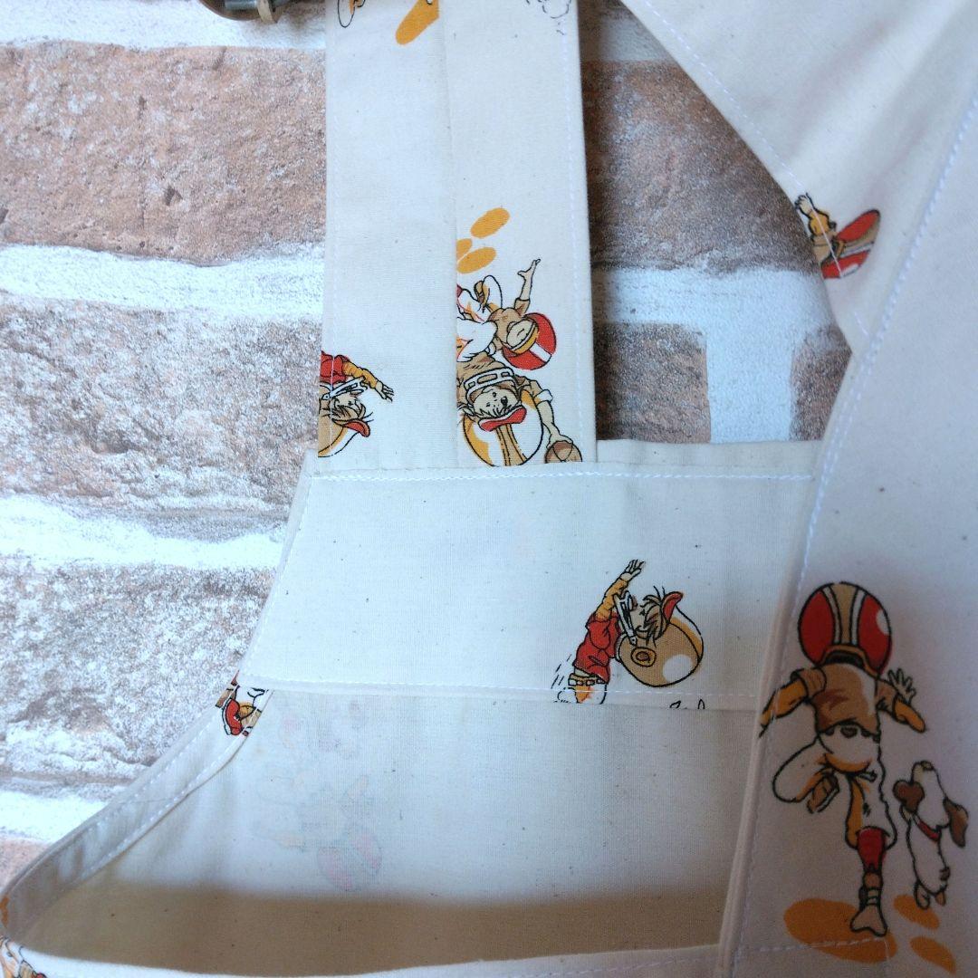 レトロ柄のかわいいエプロン