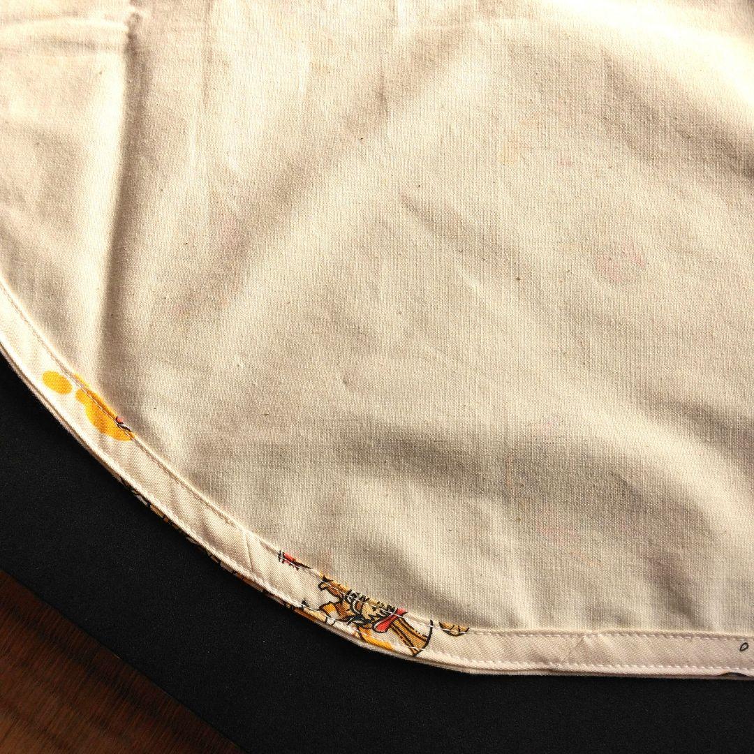 レトロ柄のかわいいエプロン