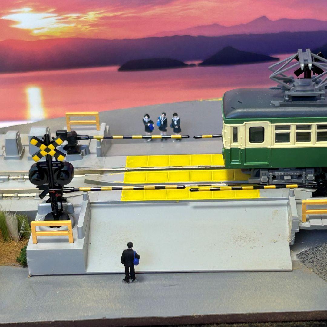 おやまかわ様 ご予約品　江ノ電　鎌倉高校前駅界隈&踏切　Nゲージ　展示品