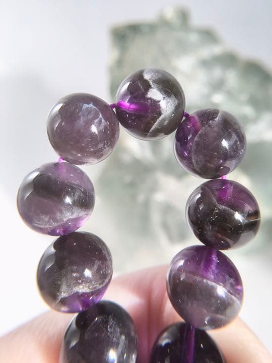 【神水浄化済み！】　バイカラーアメジストファントム　φ約12㎜前後　ブレスレット