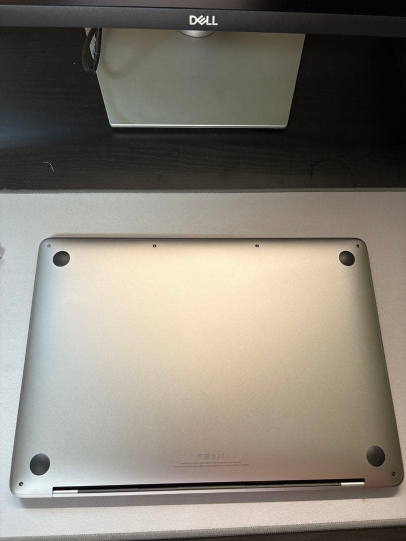 MacBook Pro 2020 13インチ　 M1チップ　整備済品