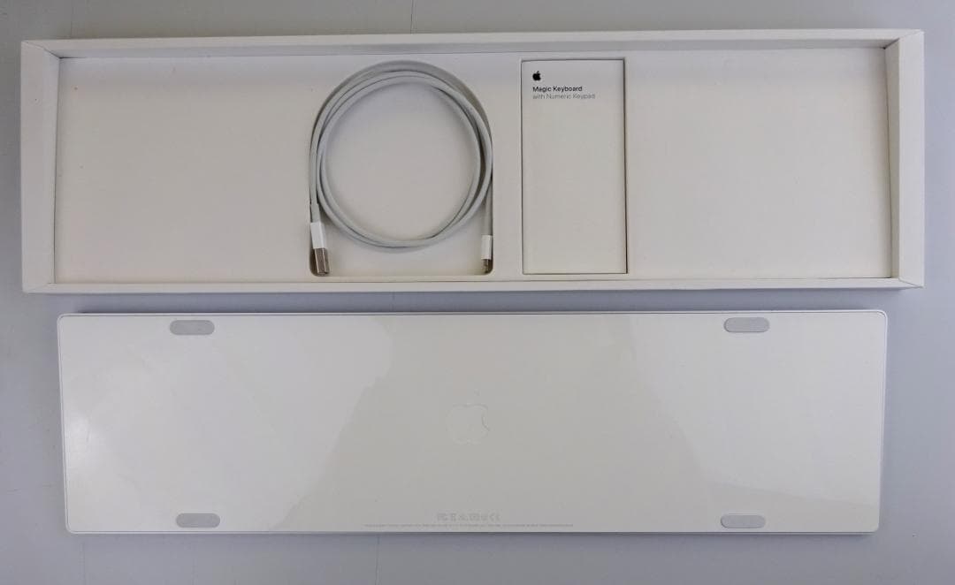 Magic Keyboard テンキー付き フルキーボード - 英語（US）