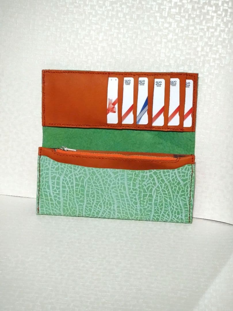 ハンドメイド　メロン革　薄型軽量長財布　本革使用