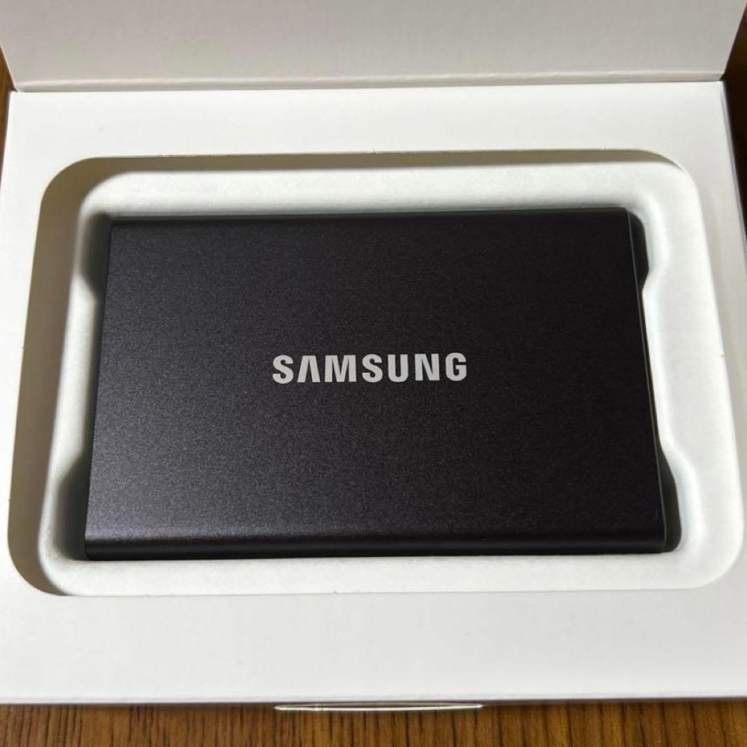 【中古品】Samsung ポータブルSSD T7 1TB