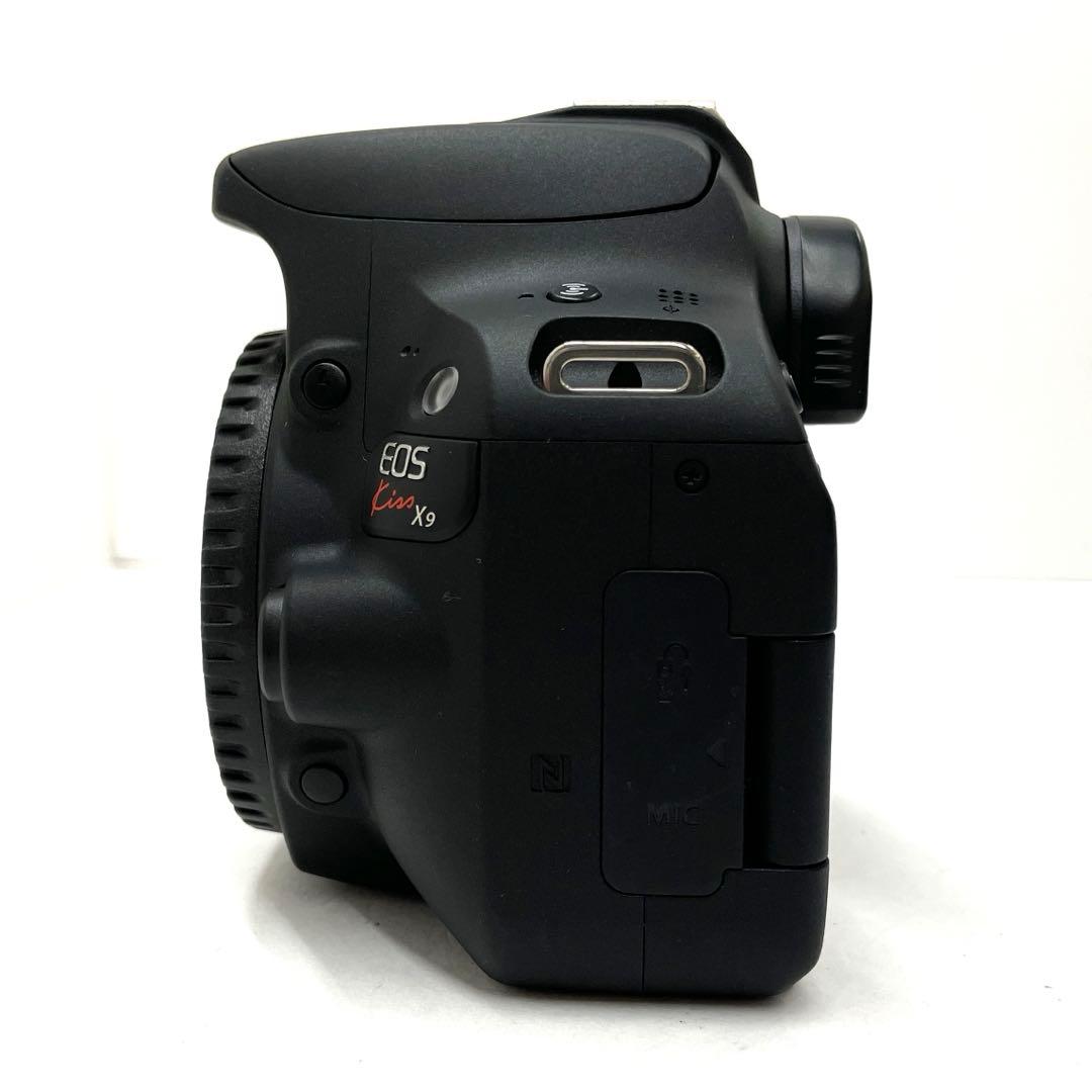 Canon EOS Kiss X9 ダブルズームキット