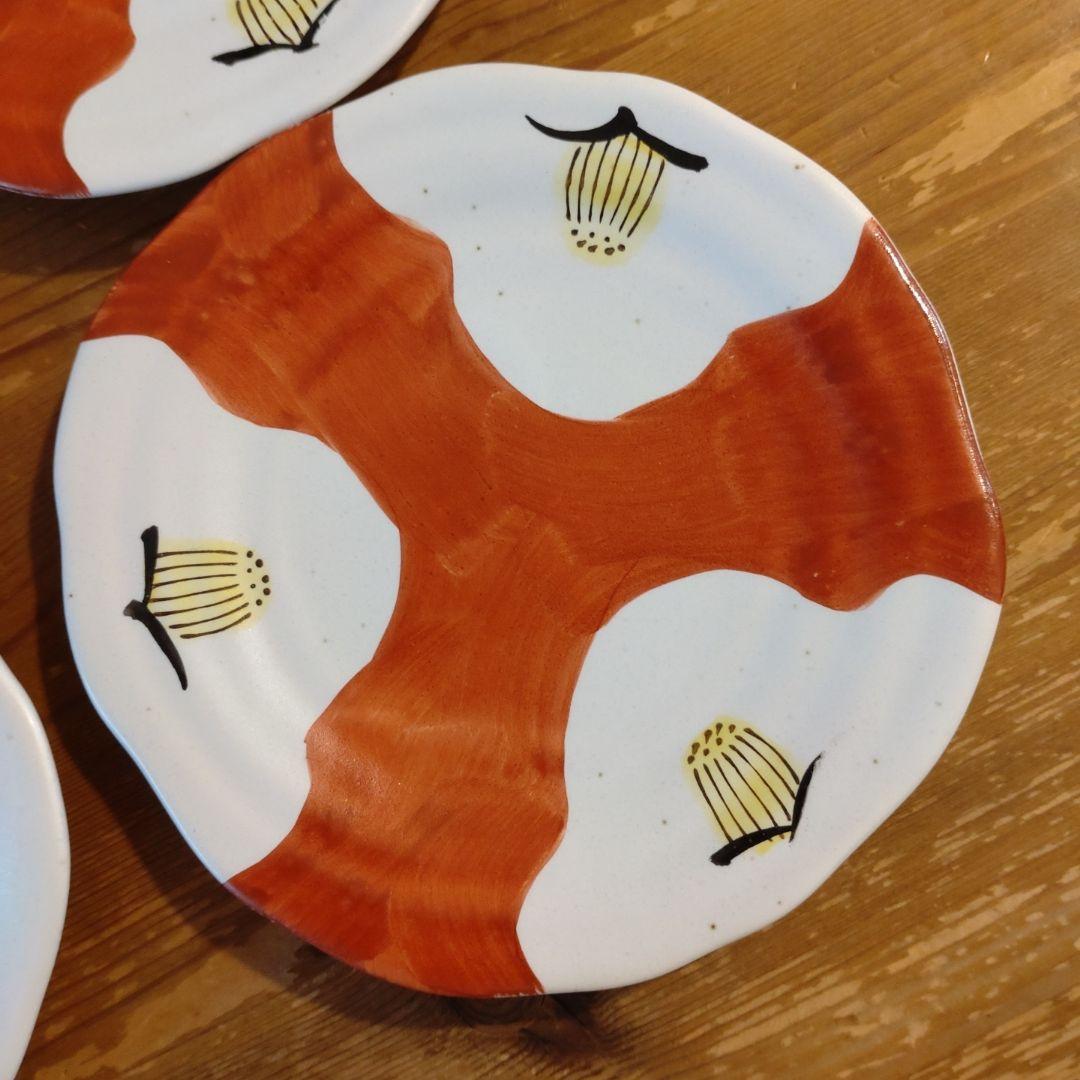 数日出品セット売り！大皿と同じ種類ではないようですが、売り場に一緒にありました。