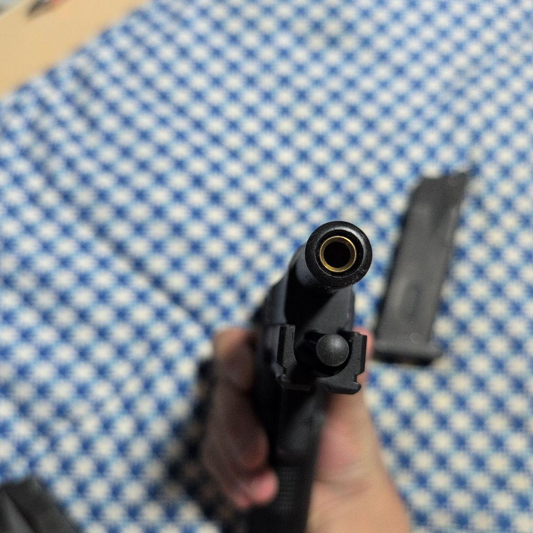 箱無し 東京マルイ M9a1 ガスハンドガン 2マガジン付き