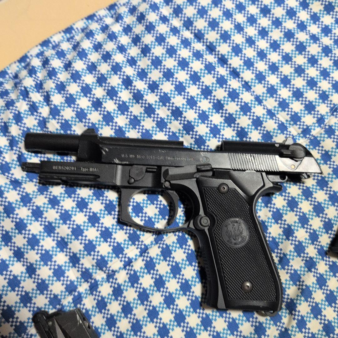 箱無し 東京マルイ M9a1 ガスハンドガン 2マガジン付き