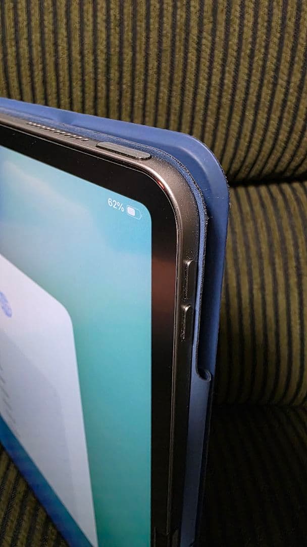 iPad Air (M2) 128GB Wi-Fi 13インチ 本体+ケース