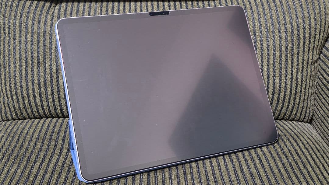 iPad Air (M2) 128GB Wi-Fi 13インチ 本体+ケース