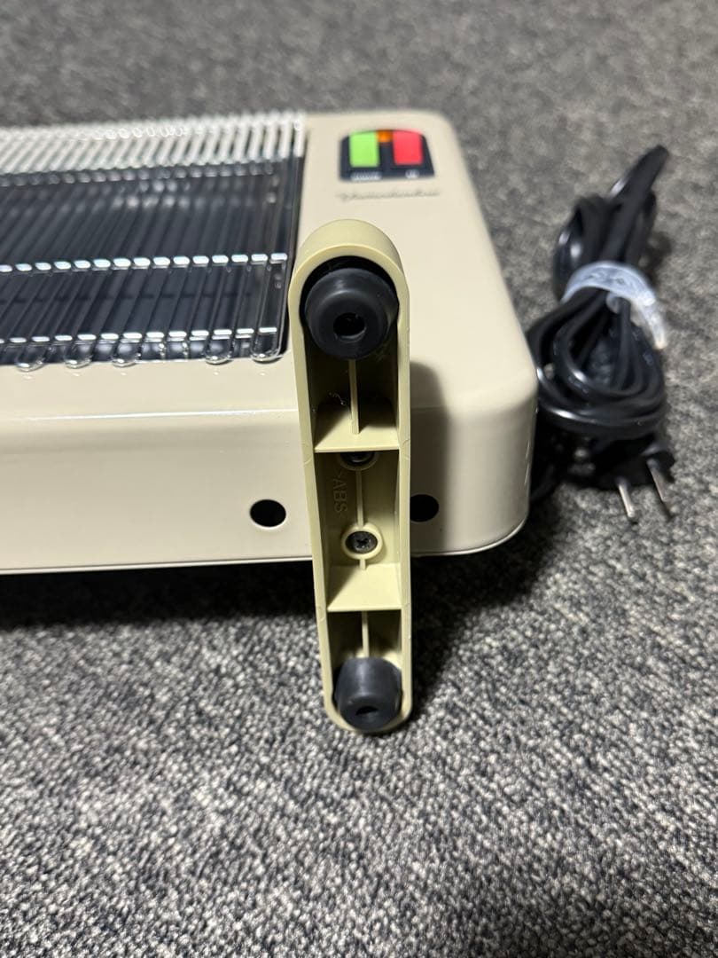 【美品】 夢暖房 YUME400-R17 400型 アールシーエス 電気ヒーター