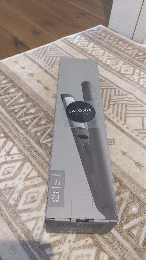 新品未開封　SALONIA ストレートヘアアイロン 24mm グレー
