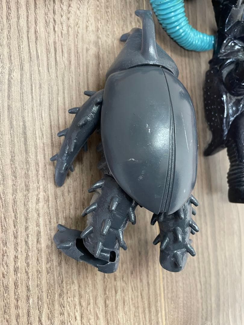 【大量】ウルトラマン＋怪獣 フィギュア約100体 おまけ付き まとめ売り