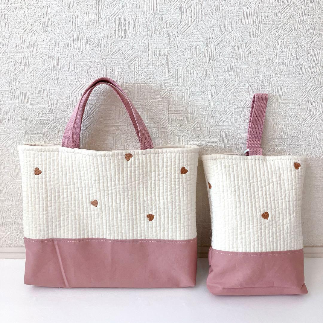 4/5納期　　レッスンバッグ 上履き入れ　ヌビ　ハート刺繍