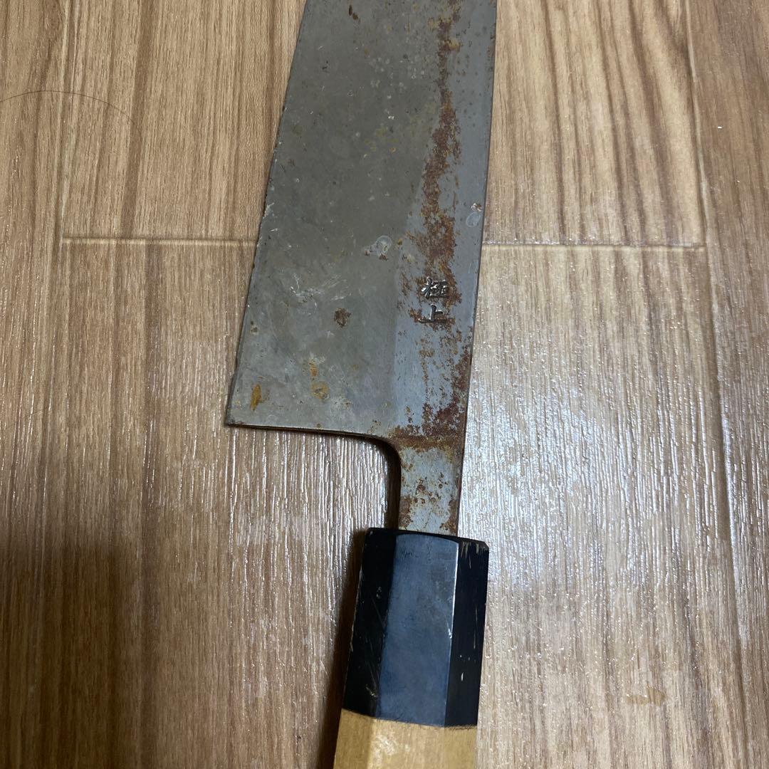 出刃包丁 木製ハンドル 錆びあり