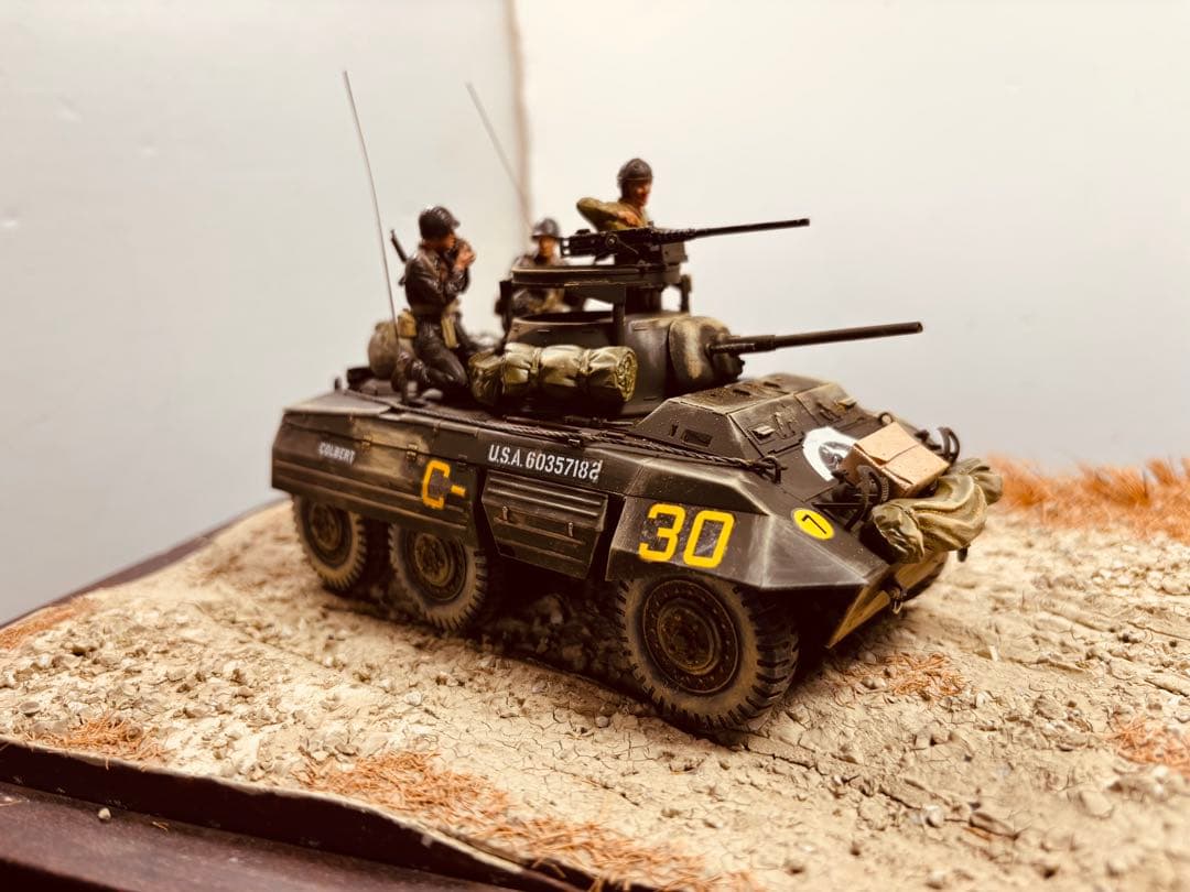 1／35 アメリカ軍軽装甲車M8グレイハウンド
