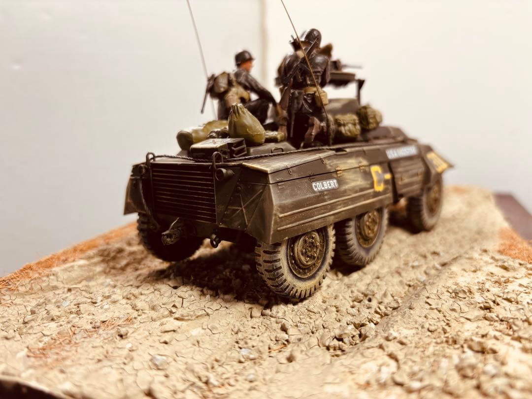 1／35 アメリカ軍軽装甲車M8グレイハウンド