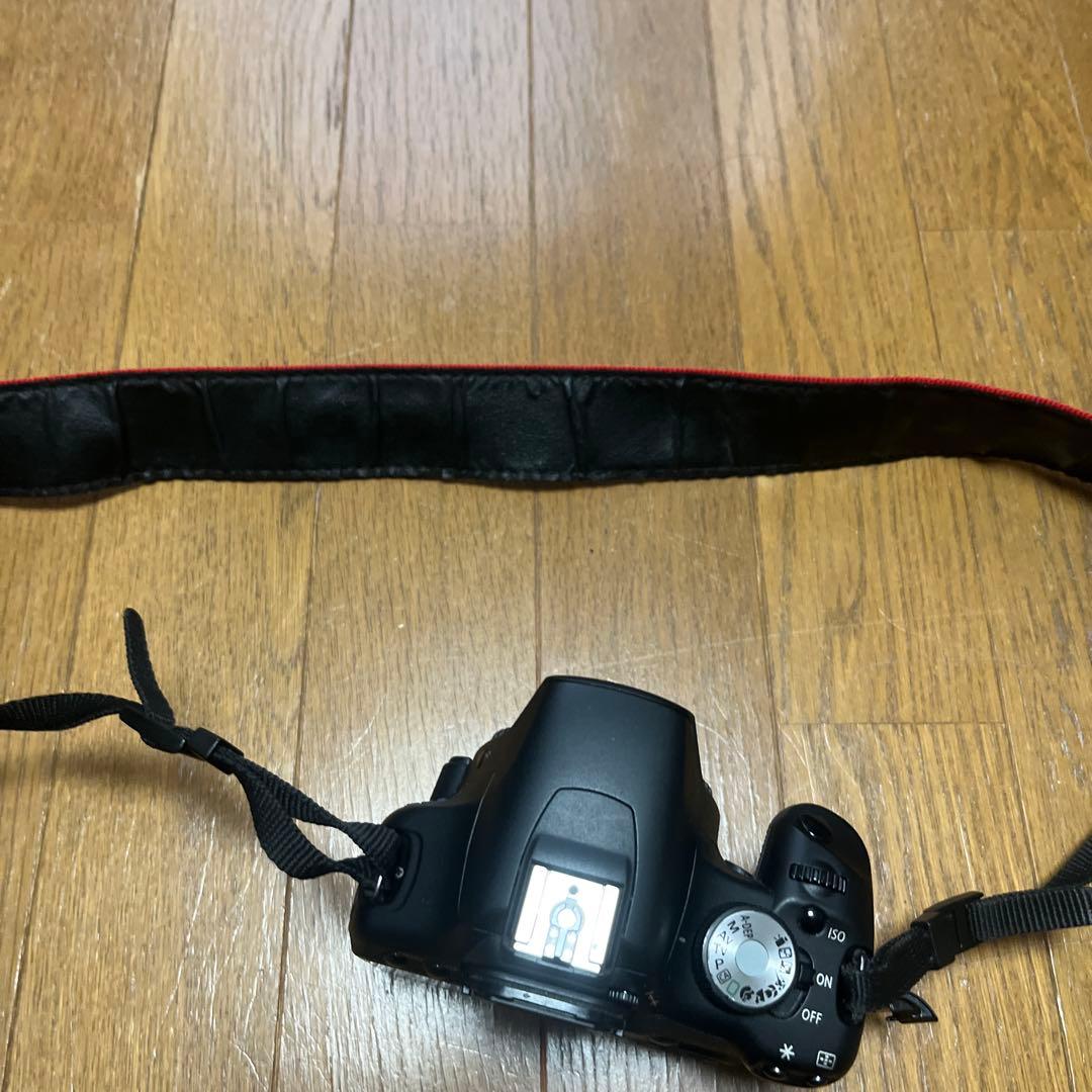 【動作確認済】Canon EOS kiss x3　本体・ガイド本等付き