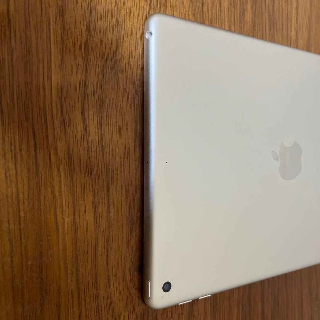iPad 第5世代 Wi-Fiモデル　128GB