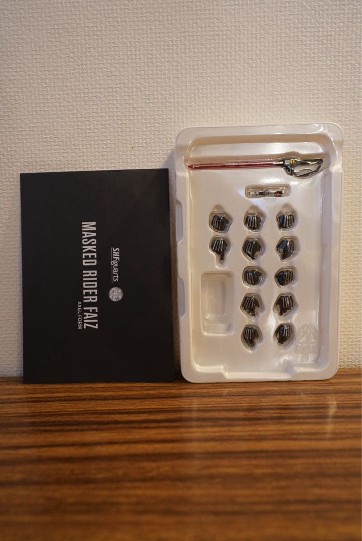 仮面ライダーカイザ（未開封）＆アクセルフォーム（開封品） 真骨彫製法セット