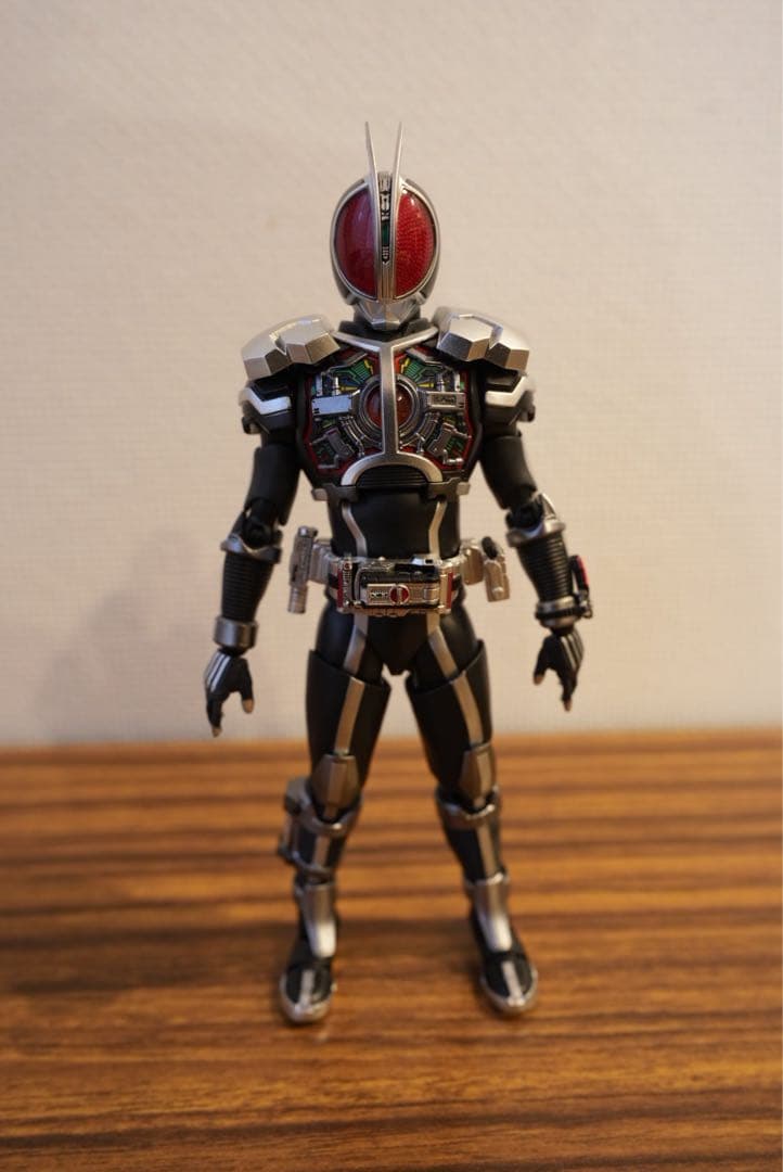 仮面ライダーカイザ（未開封）＆アクセルフォーム（開封品） 真骨彫製法セット