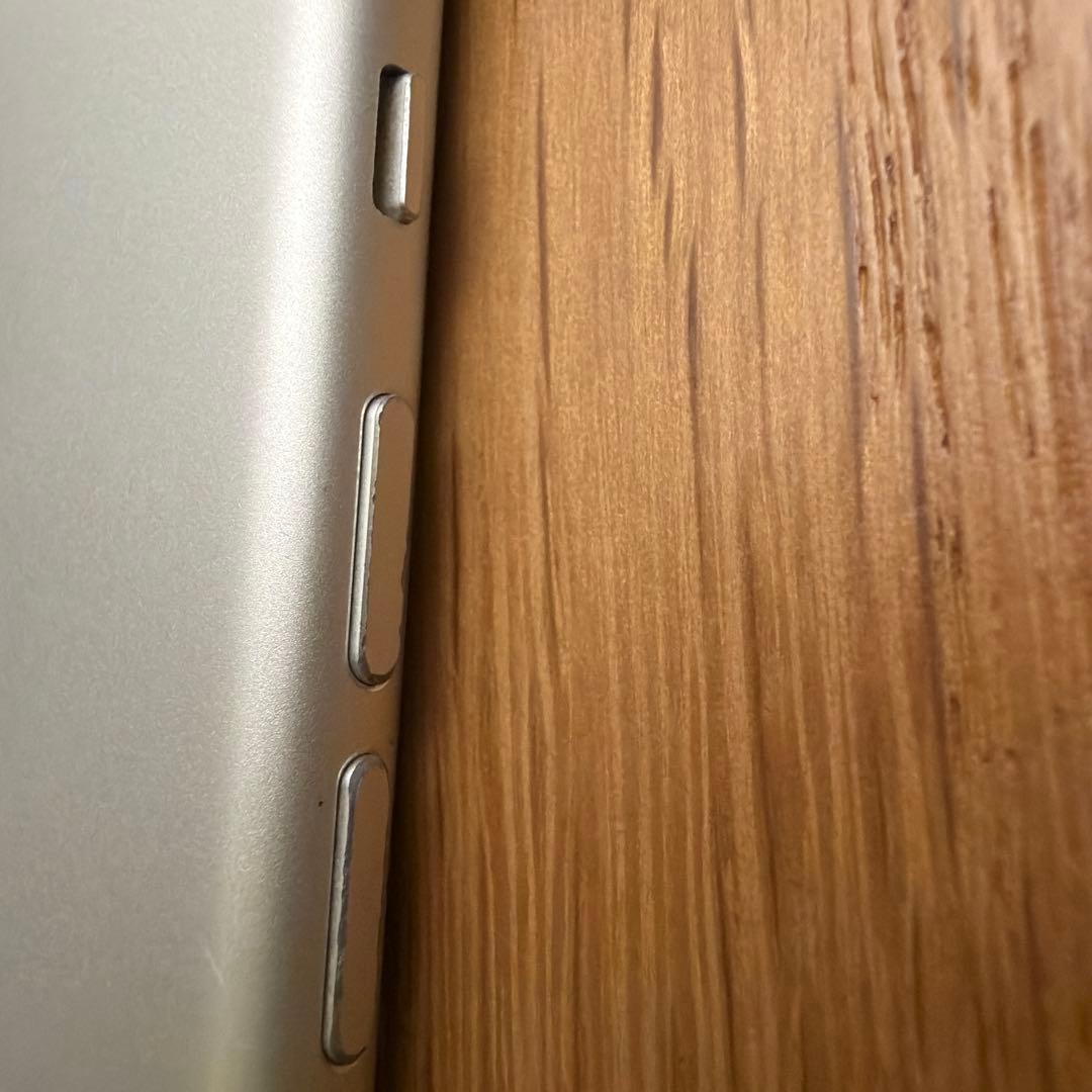Apple iPhone 7 128GB シルバー