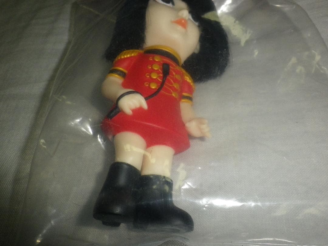 キノコホテル マリアンヌ東雲 支配人 フィギュア メディコムトイ